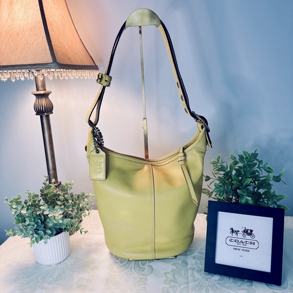 VTG Rare Coach Vintage Legacy Yellow Bleeker Bucket Bag - Picture 1 of 15